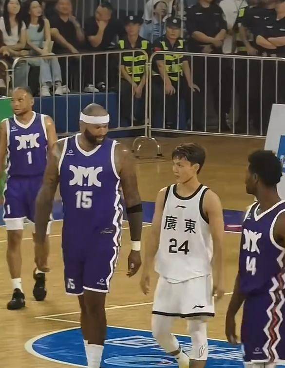 徐杰“以下克上”!考辛斯赛后主动示好,杜锋:这小子真行!