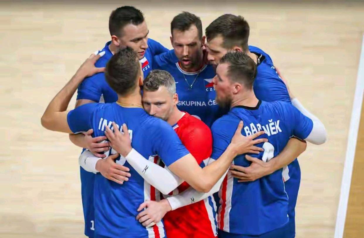 2025世界男排锦标赛八强诞生:捷克横扫突尼斯 伊朗逆转塞尔维亚