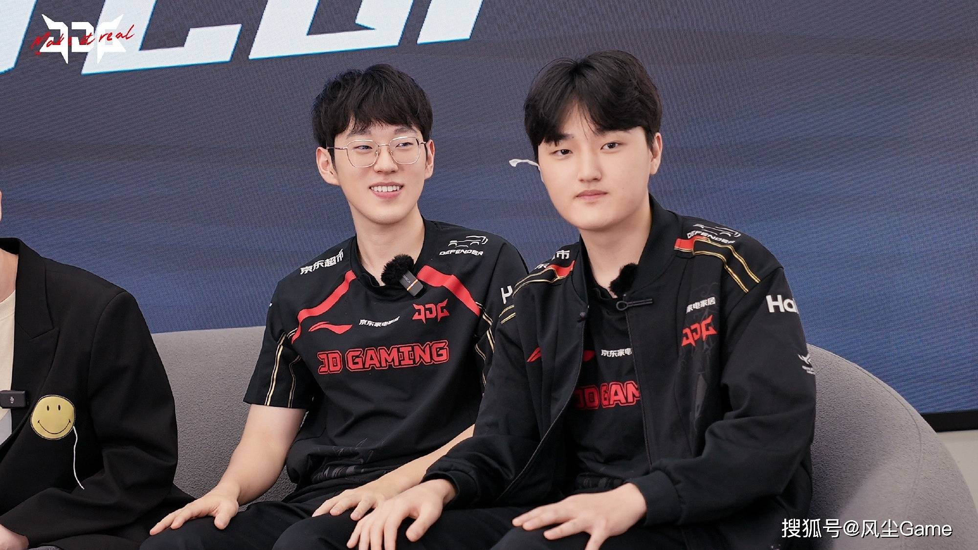 LOL换线创始人拿下首胜!赛后采访泪洒赛场,自我点评:烂到流脓