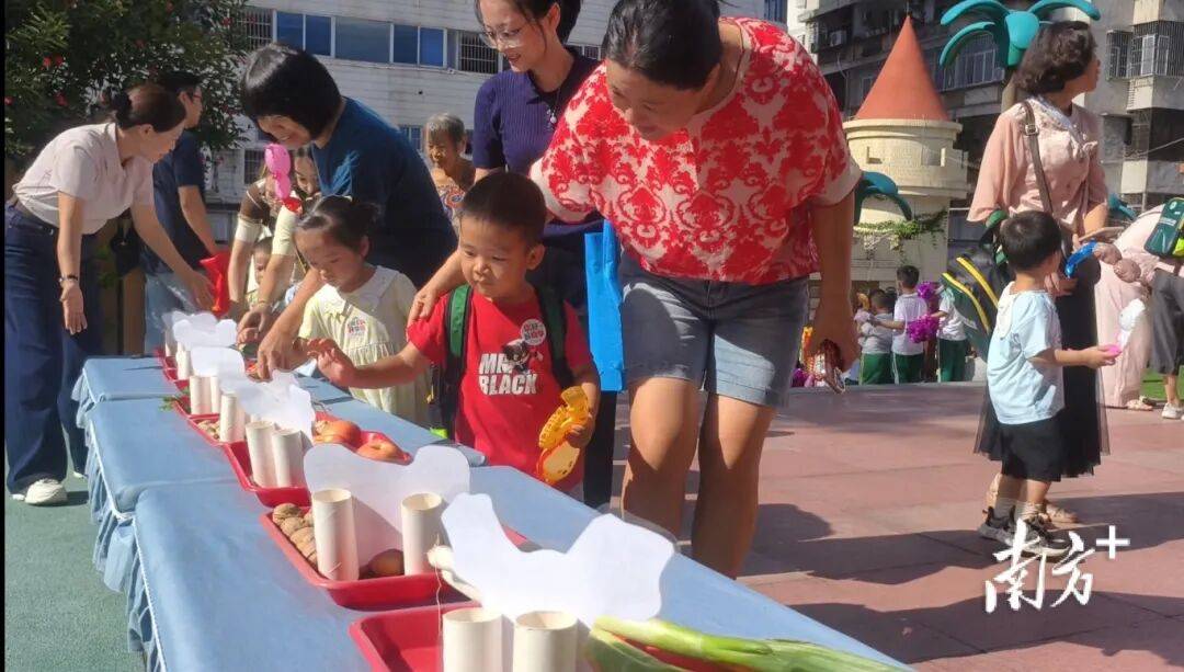 多图直击!惠州开学“名场面”→