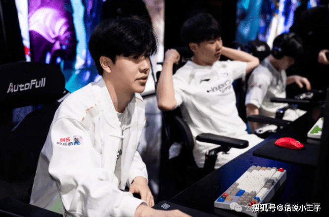 Theshy黑称后,LPL制定新规!朱开力挺Theshy:非常不尊重选手