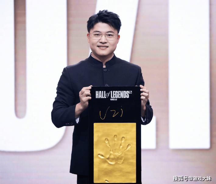 RNG被外卖公司收购,Uzi有复出希望,双方早有合作