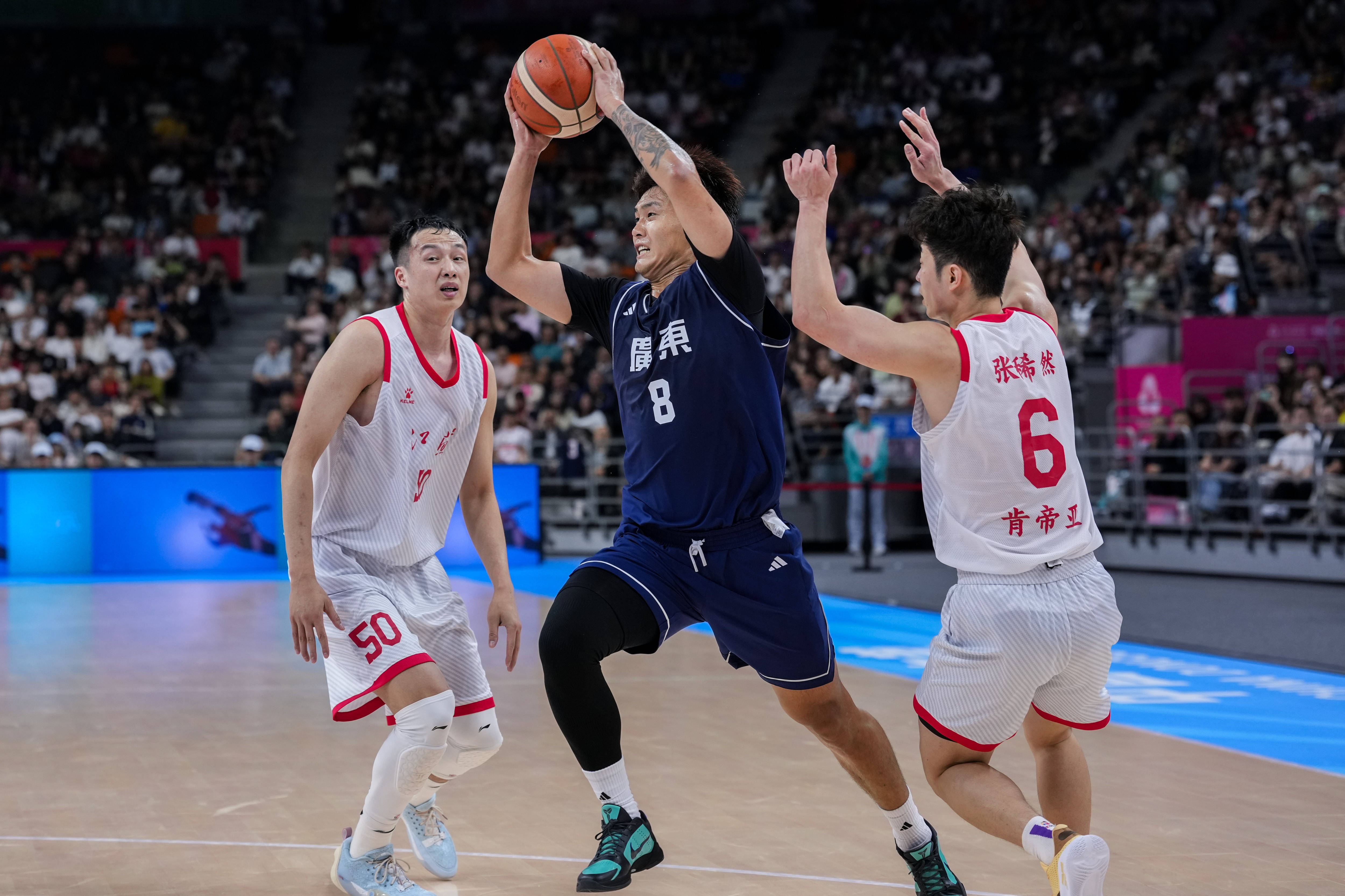 (全运会)篮球——男子成年组小组赛:广东胜江苏