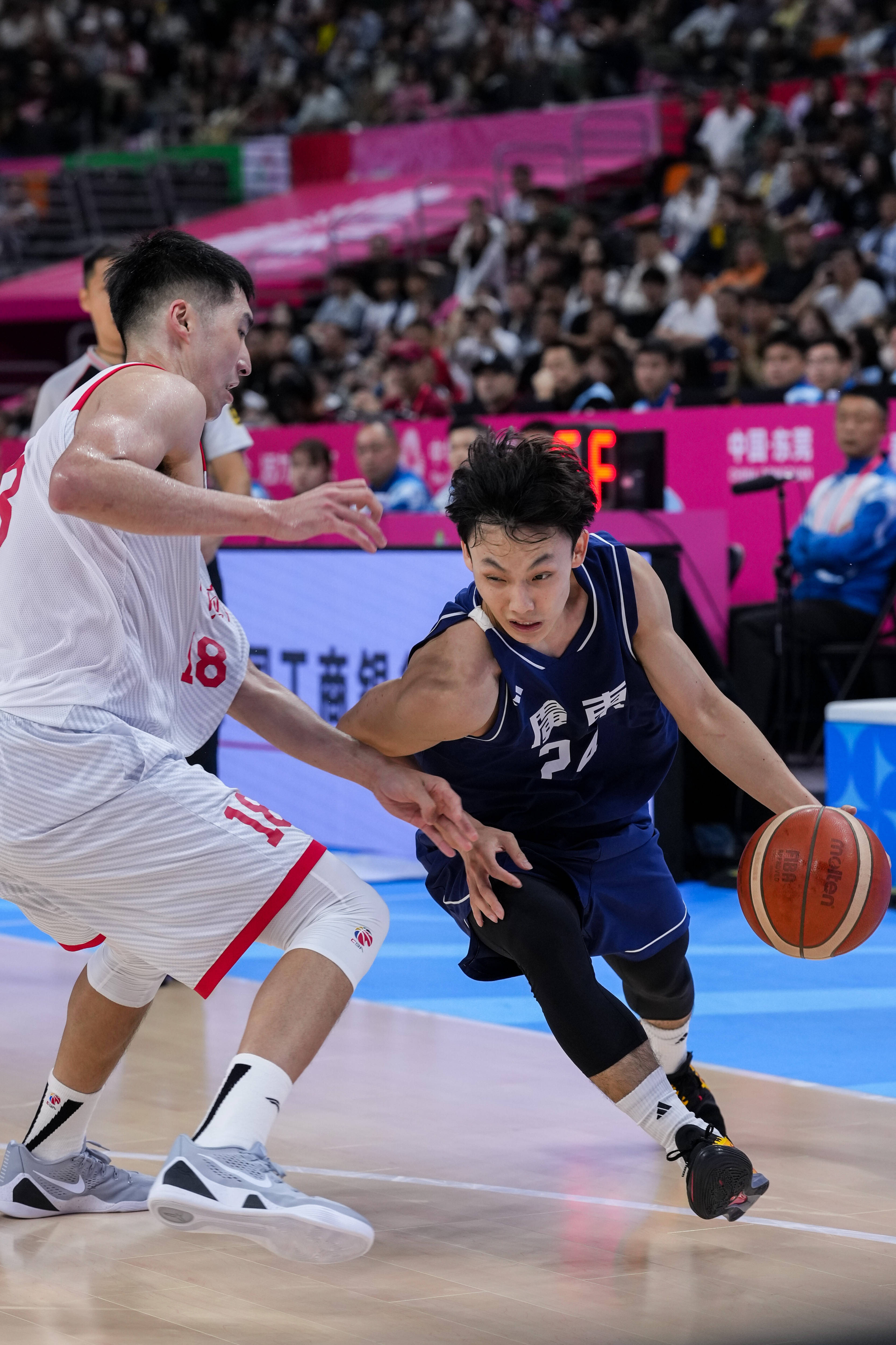 (全运会)篮球——男子成年组小组赛:广东胜江苏