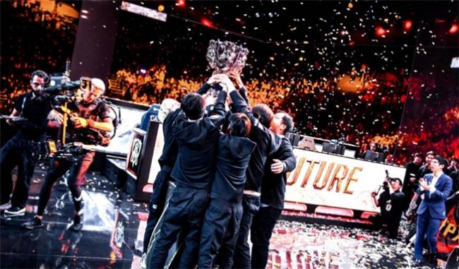 【一竞技1JingJi】LOL:FPX官宣退出LPL赛事 369大概率休息AL全员续约